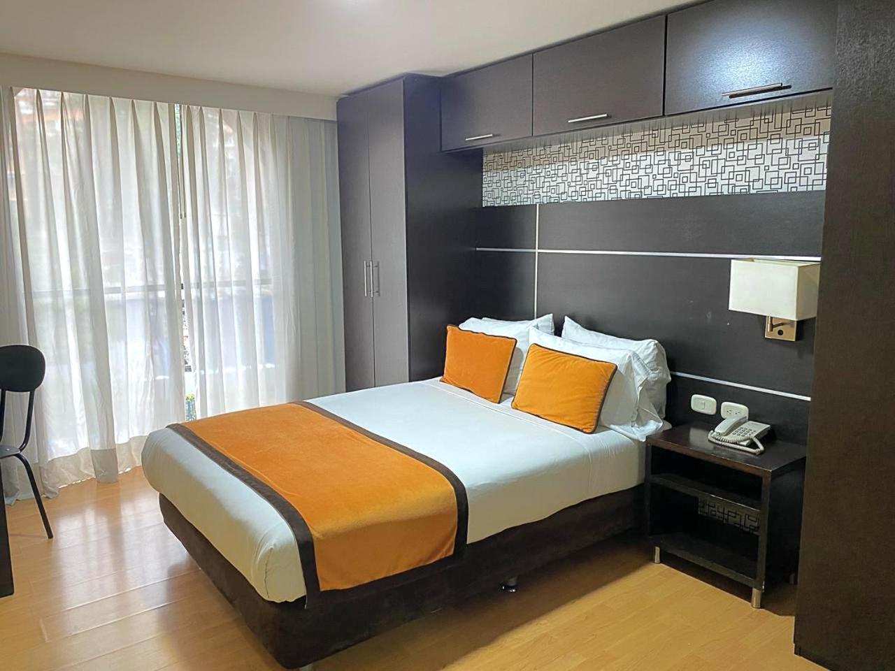 Hotel Silver Javeriana By Hospedium Bogota Ngoại thất bức ảnh